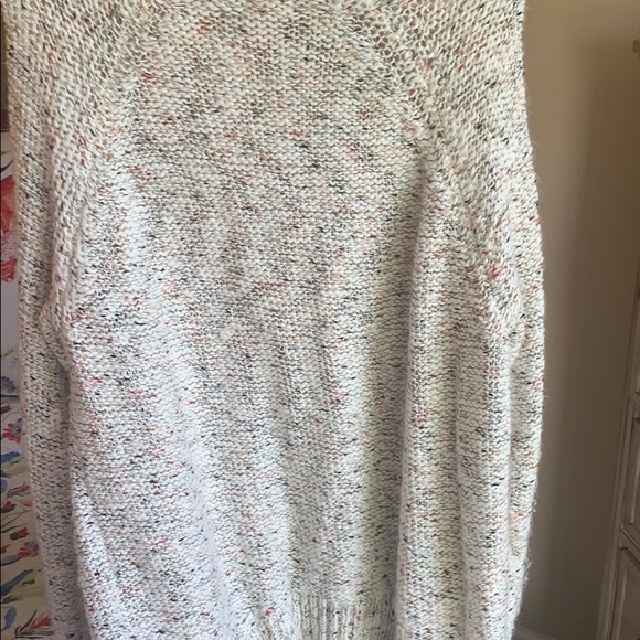 Sweater - Picture 4 of 4